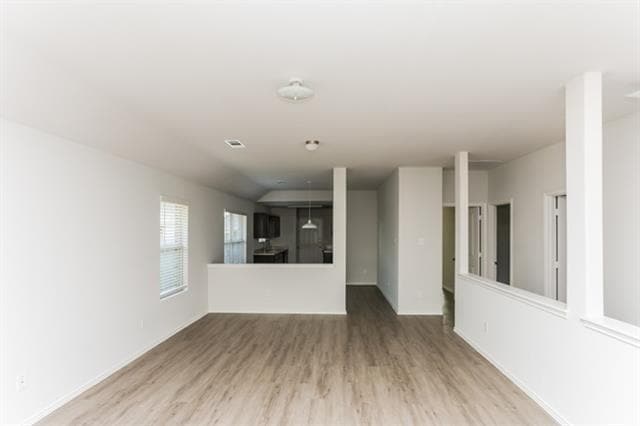 1607 Mark Ln in Ennis, TX - Building Photo - Building Photo