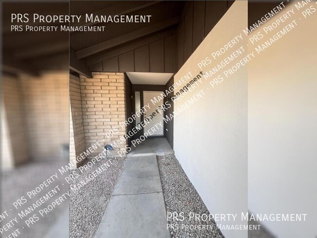 3102 N Woodburne Dr in Chandler, AZ - Building Photo - Building Photo