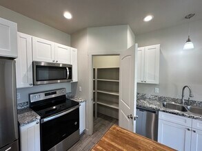 187 Courthouse Way, Unit 200 in Rigby, ID - Foto de edificio - Building Photo