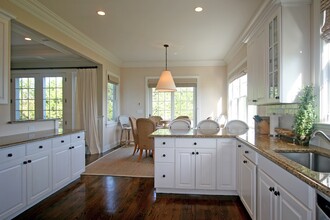 72 Windmill Ln in Bridgehampton, NY - Foto de edificio - Building Photo