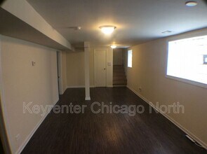 6052 N Mozart St in Chicago, IL - Building Photo - Building Photo