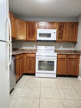 475 SE 8th St in Deerfield Beach, FL - Building Photo - Building Photo