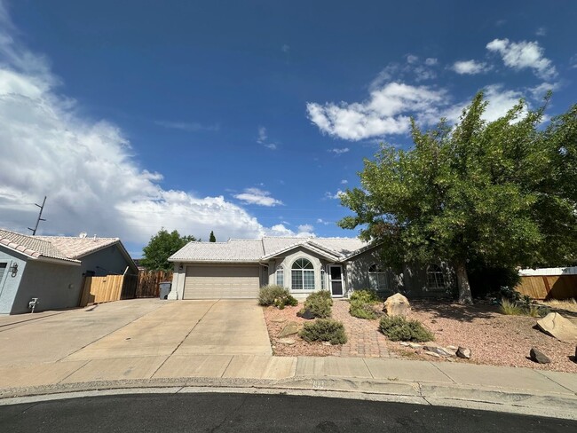 109 N 2790 E
