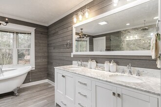 380 Swoope Dr in Southern Pines, NC - Building Photo - Building Photo