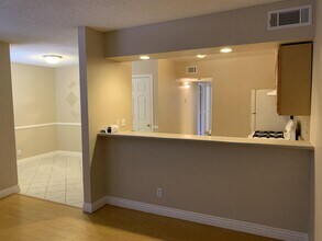 4280 Tara Ave-Unit -1 in Las Vegas, NV - Building Photo - Building Photo