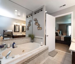 1010 Squirrel Rd, Unit 1010 in Evesham, NJ - Building Photo - Building Photo