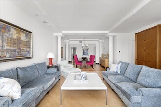 20165 NE 39th Pl in Aventura, FL - Building Photo - Building Photo