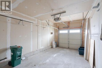 3034 Freshwater Way in Ottawa, ON - Building Photo - Building Photo