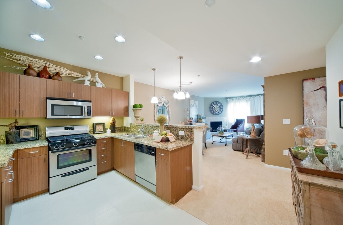 Lexington at Fedora in Los Angeles, CA - Building Photo