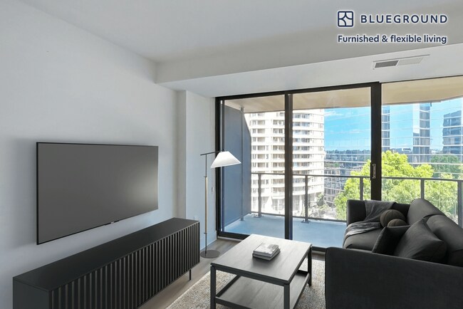 1550 Clarendon Blvd-Unit -FL12-ID2861A in Arlington, VA - Building Photo - Building Photo