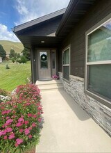 4782 Hot Spgs Rd in Helena, MT - Building Photo - Building Photo