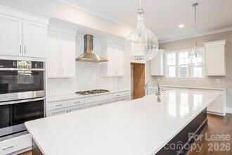 13708 Tranquil Day Dr in Matthews, NC - Building Photo - Building Photo