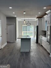 222 Taylor Cir in Palmetto, GA - Building Photo - Building Photo