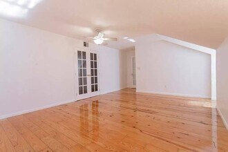 35 Fort Ave, Unit A in Boston, MA - Foto de edificio - Building Photo