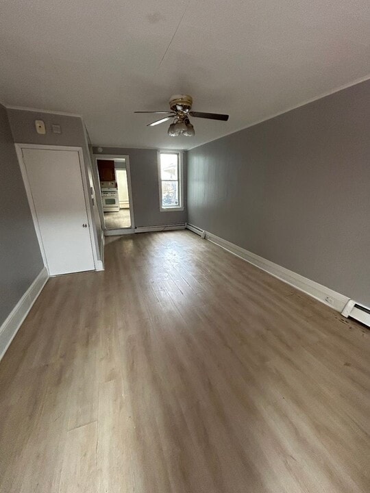 547 Moss St in Reading, PA - Building Photo