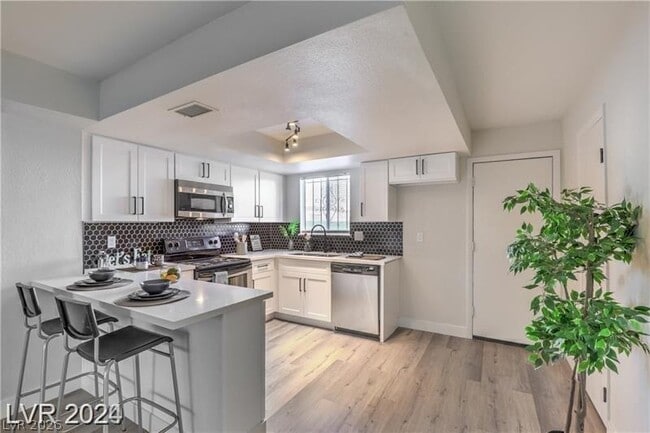 1436 N Jones Blvd in Las Vegas, NV - Building Photo - Building Photo