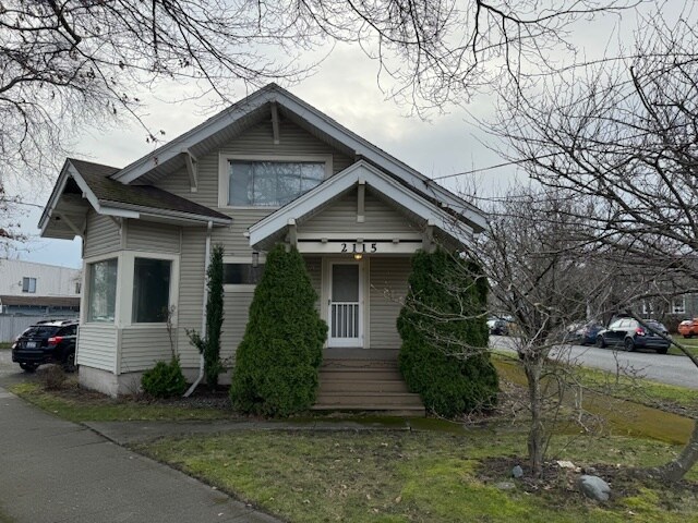 2115 Cornwall Ave in Bellingham, WA - Building Photo - Building Photo