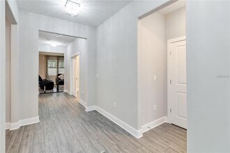 4067 Meandering Bay Dr in Apopka, FL - Building Photo - Building Photo