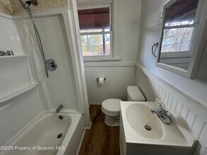 568 Main St in Edwardsville, PA - Building Photo - Building Photo