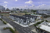 Johnson Commons in Jacksonville, FL - Foto de edificio - Building Photo