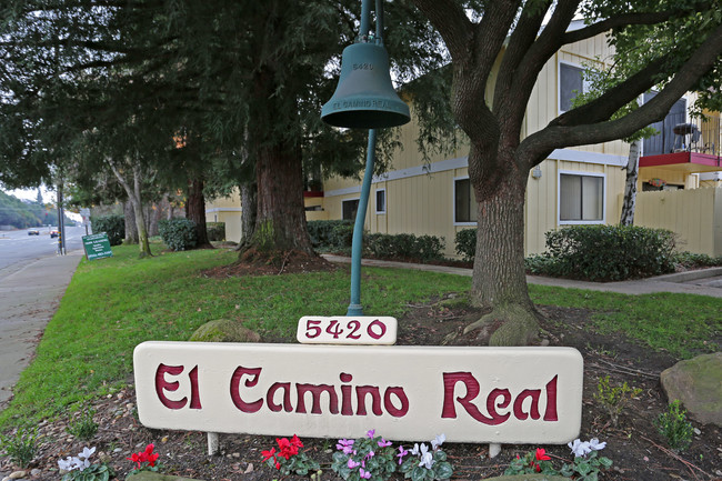 El Camino Real in Carmichael, CA - Foto de edificio - Building Photo