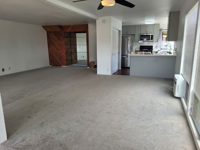 94-847-847 Leomana Way in Waipahu, HI - Building Photo - Building Photo