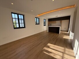 1716 SW 11th St, Unit 3 in Miami, FL - Building Photo