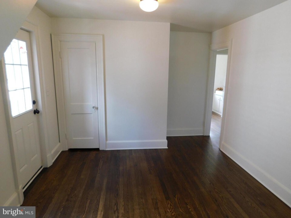 814 Brompton St-Unit -B in Fredericksburg, VA - Building Photo