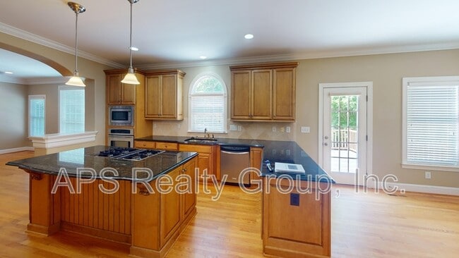 2140 Rossmore Rd in Clemmons, NC - Building Photo - Building Photo
