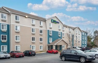 Furnished Studio-Tallahassee - East in Tallahassee, FL - Building Photo