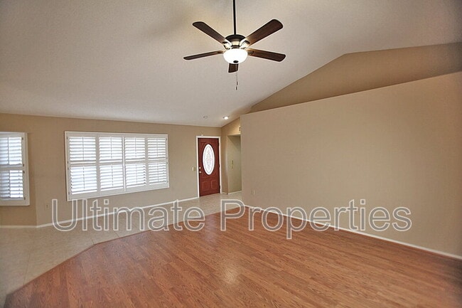 14735 W Buttonwood Dr in Sun City West, AZ - Building Photo - Building Photo