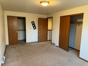 706 Parkview Rd, Unit 706 in Green Bay, WI - Foto de edificio - Building Photo