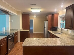 201 King Cotton Rd in Brunswick, GA - Building Photo - Building Photo