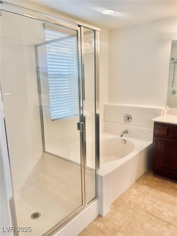 property at 1571 Plaza Centre Dr