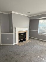 9708 Lake Pointe Ct, Unit 302 in Upper Marlboro, MD - Building Photo