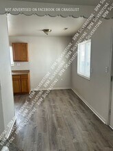 21755 Elroy Ave in Warren, MI - Building Photo - Building Photo