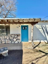 64 E 32nd St in San Angelo, TX - Building Photo