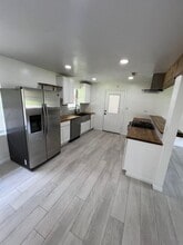 5704 Almax Ct in Pensacola, FL - Building Photo - Building Photo