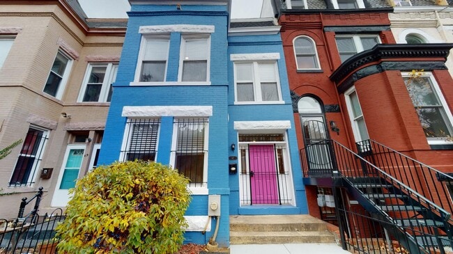 property at 67 R St NW