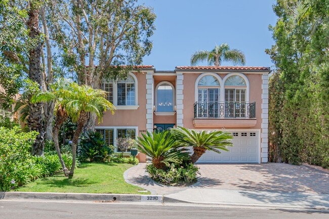 property at 3290 Malcolm Ave
