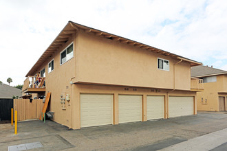 7291 Elk Cir in Huntington Beach, CA - Building Photo - Building Photo