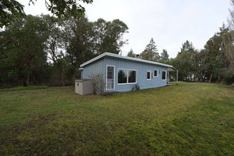 263 Chickadee Ln in Sequim, WA - Building Photo - Building Photo