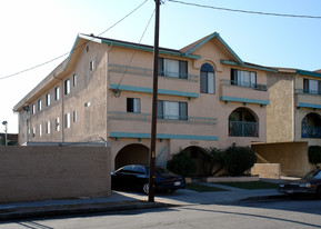 11420 Menlo Ave Apartments