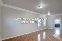 4628 Towle Ave photo'