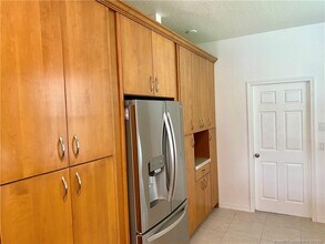 3486 NW Oak Glen Dr in Jensen Beach, FL - Building Photo - Building Photo