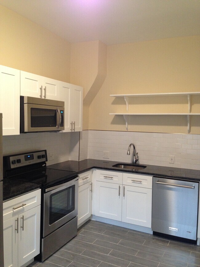 501 S 44th St, Unit Apt1