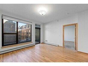 740 Portland Ave in Minneapolis, MN - Building Photo - Building Photo