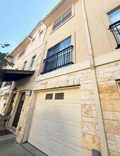 13420 Lyndhurst St, Unit 606 in Austin, TX - Building Photo - Building Photo