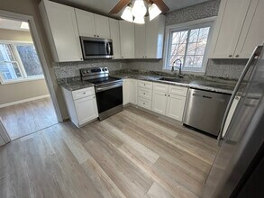 78 Southview Rd in Mc Donald, PA - Building Photo - Building Photo