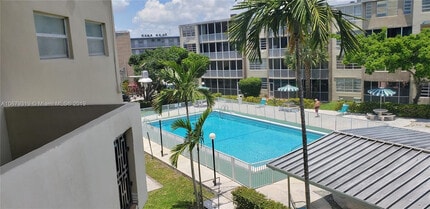 1670 NE 191st St, Unit 313-3 in Miami, FL - Building Photo - Building Photo
